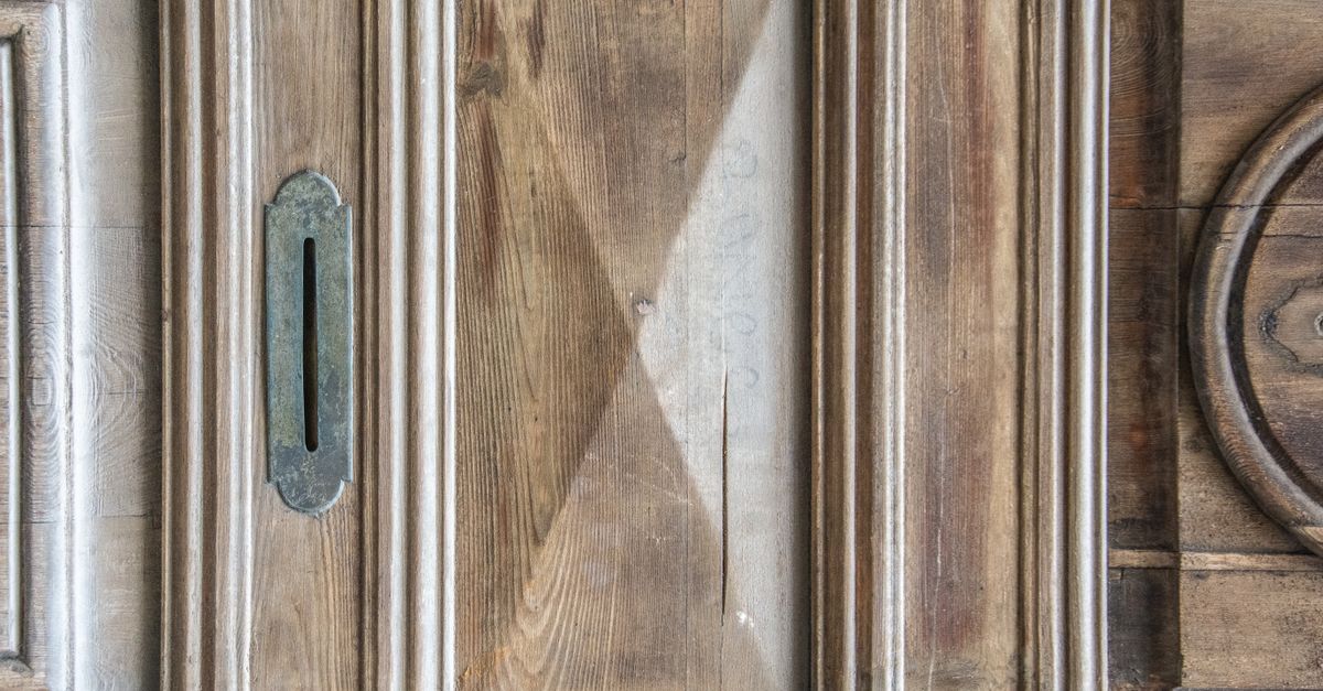 front door lock key — Cooper Locksmith TN