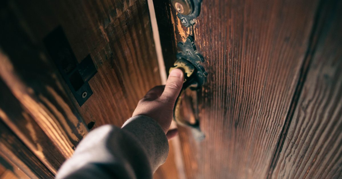 front door lock key — Cooper Locksmith TN